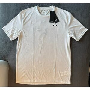 Oakley T-Shirt - Men’s (L) White